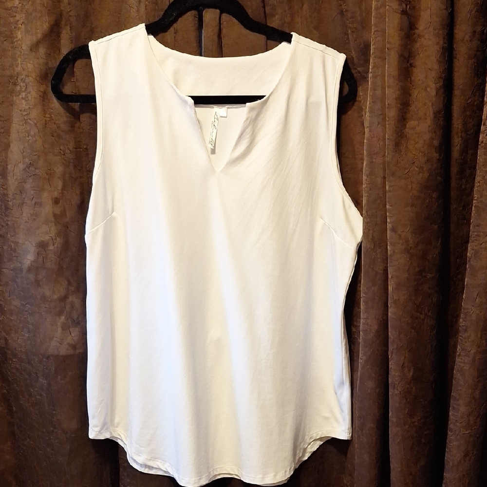 White Sleeveless Women's Top